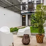 Note Rooms
