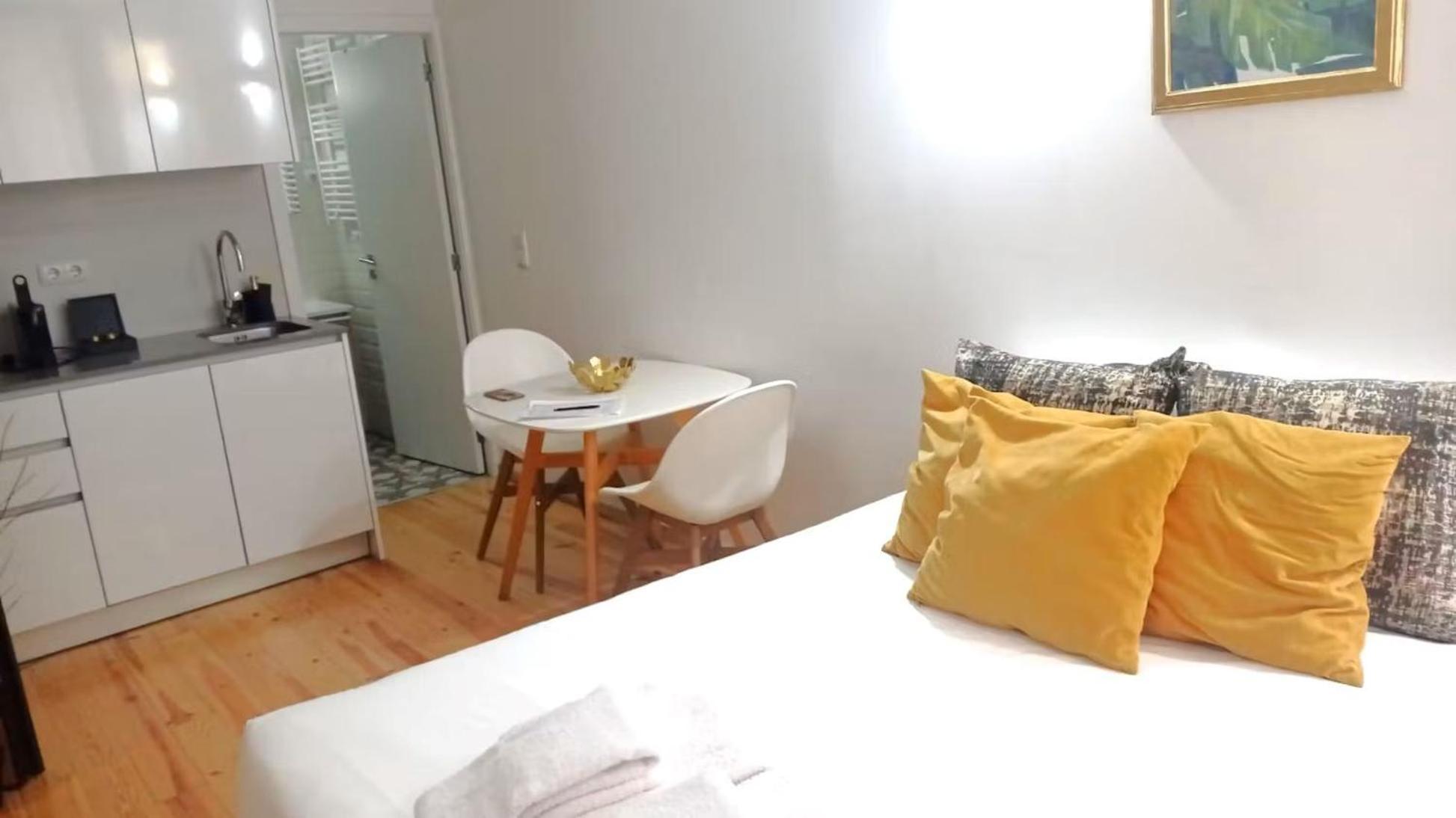 Apartment Note *