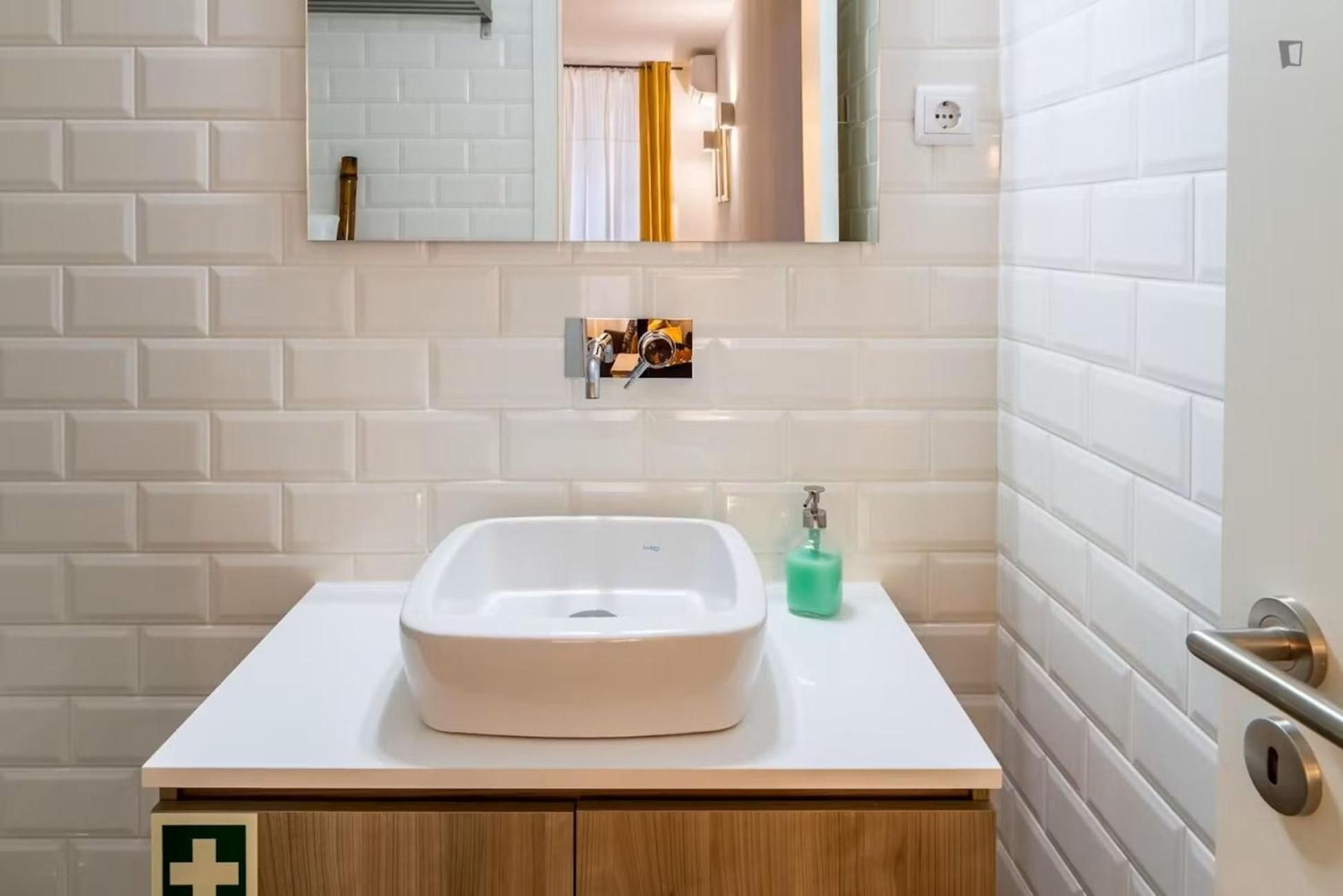 Note Apartment